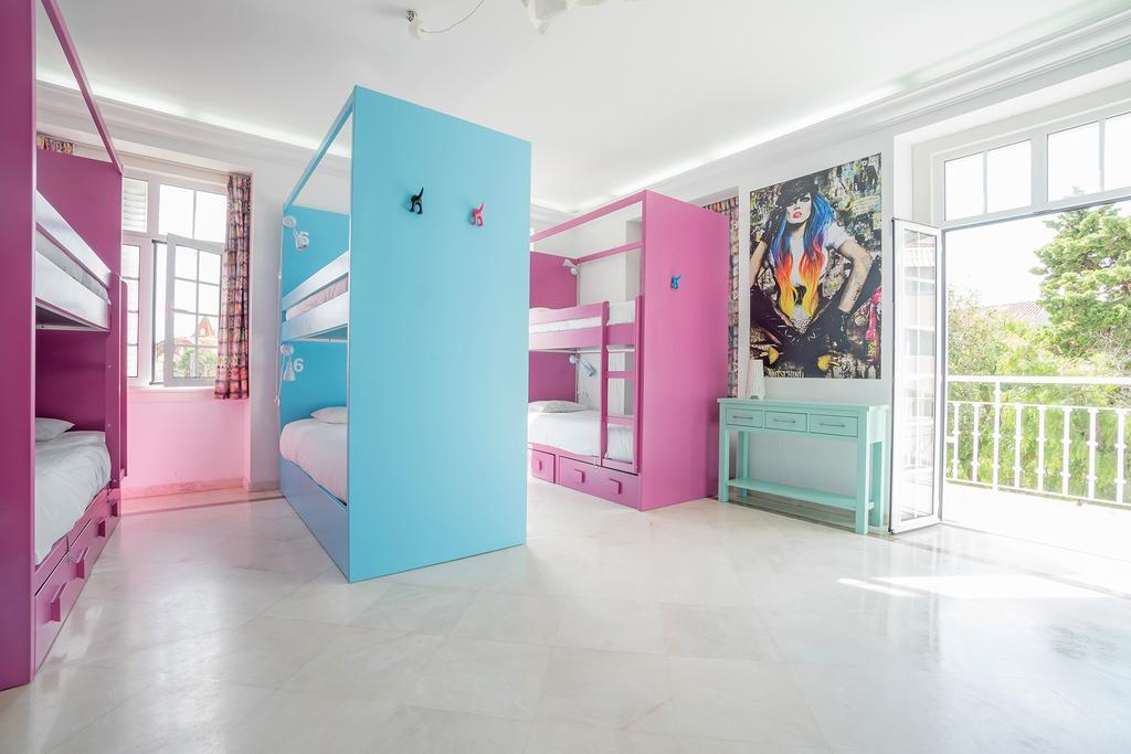 Blue Boutique Hostel & Suites Estoril Exterior foto